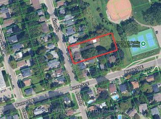 807 Athol St #805, Whitby, ON L1N 4A1