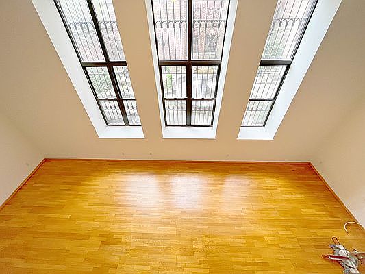 4th image of 371 Madison St APT 117