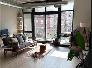 212 E Cullerton St APT 410, Chicago, IL 60616