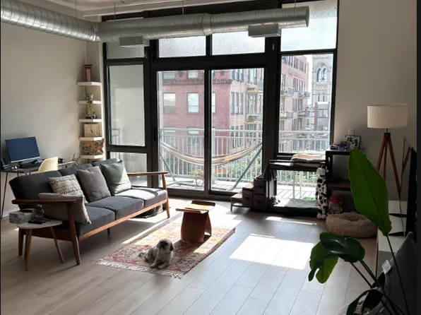 212 E Cullerton St APT 410, Chicago, IL 60616