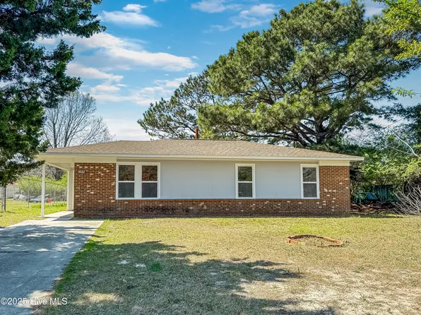 1602 Forbes Ct, Wilmington, NC 28405