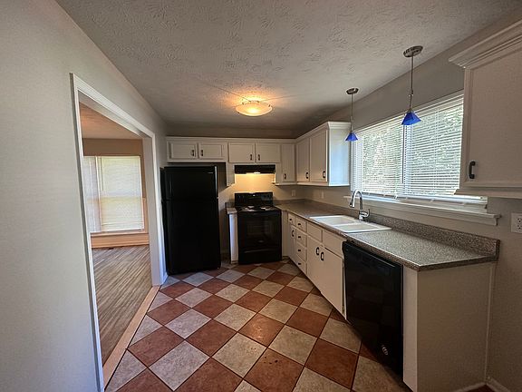4th image of 6855 Oakland Dr #4569644