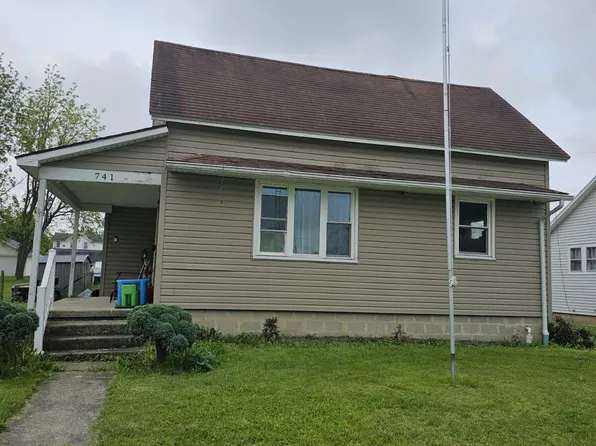 741 Columbia St, Saint Marys, OH 45885