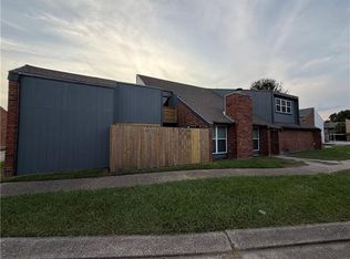 1601 Chimneywood Ln, New Orleans, LA 70126