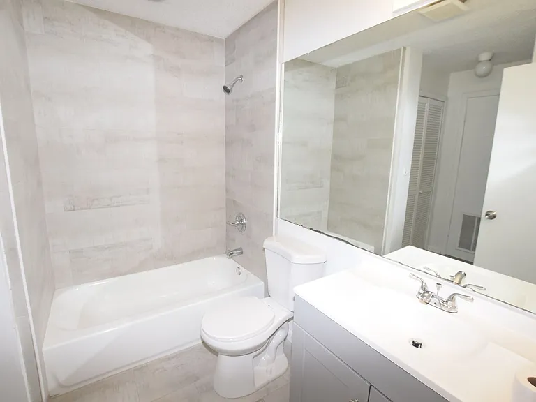908 Sumter St — Photo 21