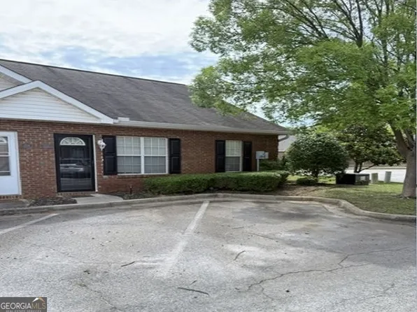 258 Katelyn Cir, Warner Robins, GA 31088