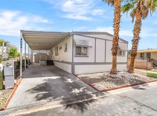 4684 Royal Ridge Way, Las Vegas, NV 89103