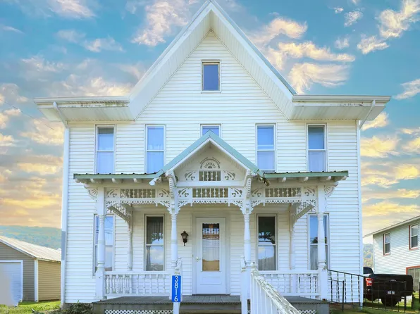 3816 Narrows Rd, Loganton, PA 17747