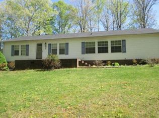 1667 Madison Rd, MADISON, NC 27025