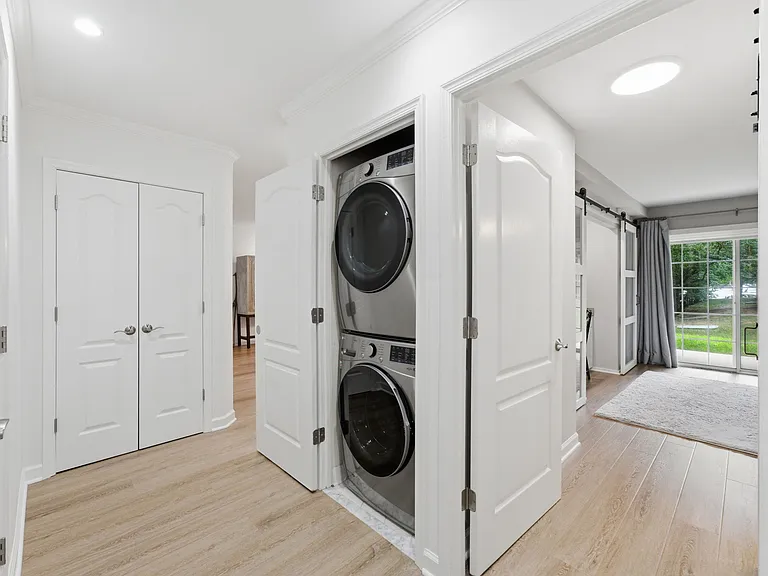 6932 Fairfax Dr #100 — Photo 19