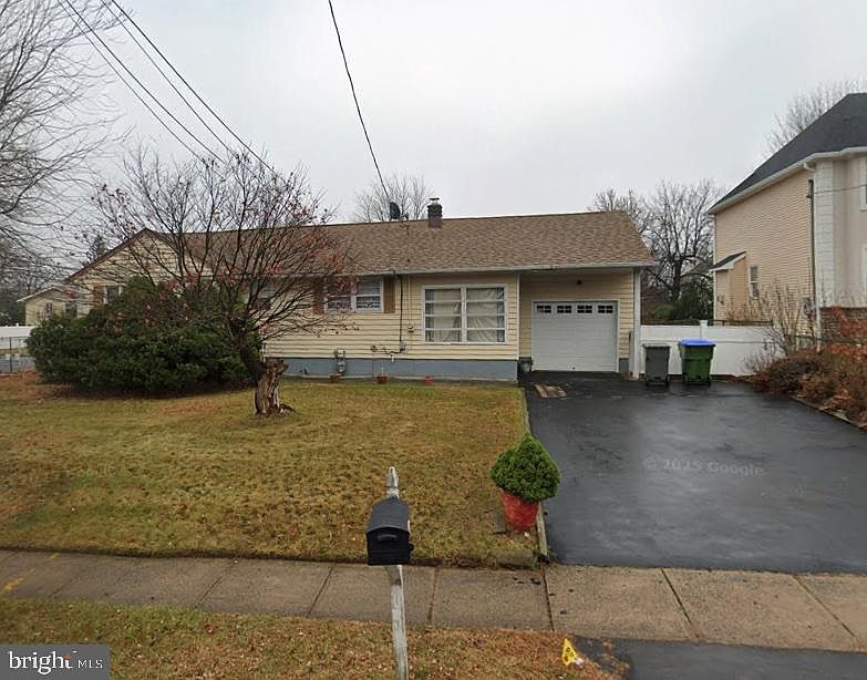 1st image of 943 New Dover Rd