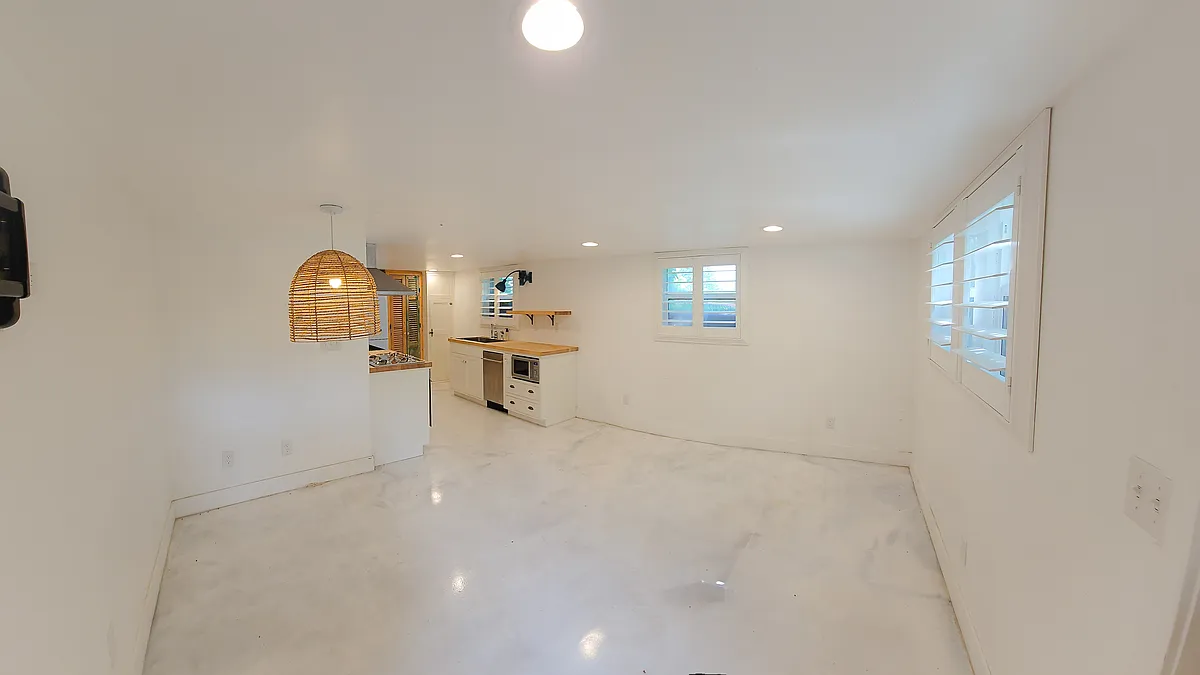 Building Photo - 197 Boulevard St #2