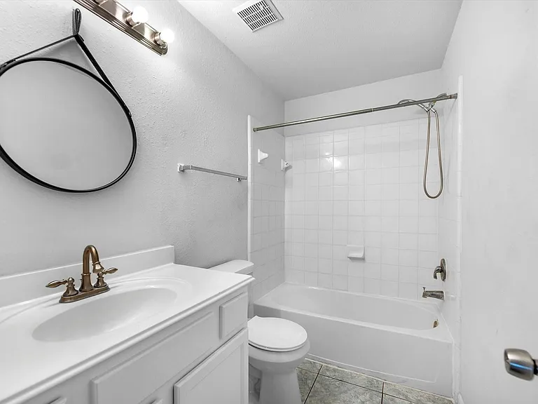 14306 Spring Marsh Ct — Photo 16