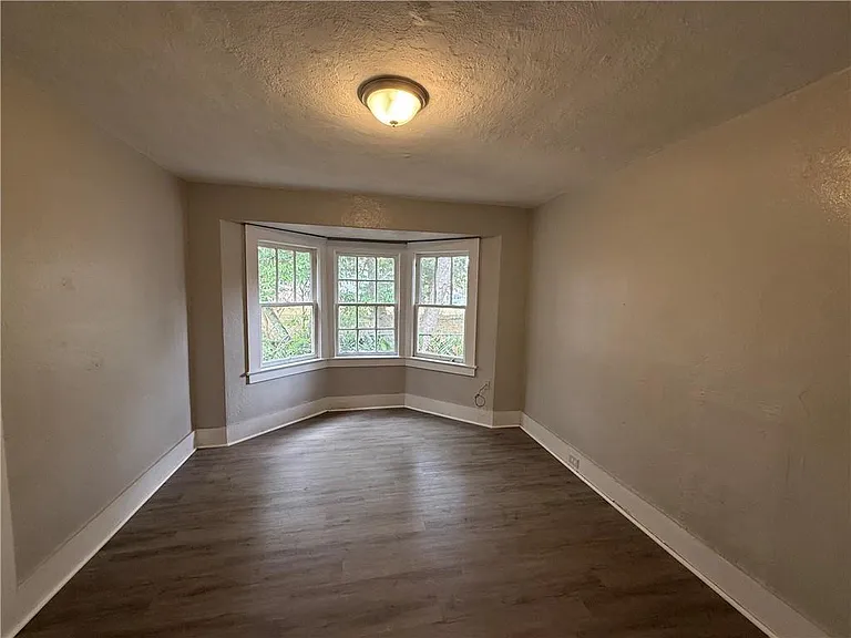 1321 Springhill Trce #B — Photo 8