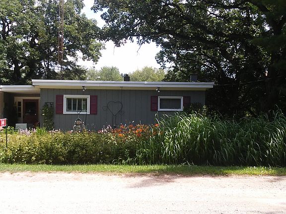 2nd image of 3818 N West River Dr