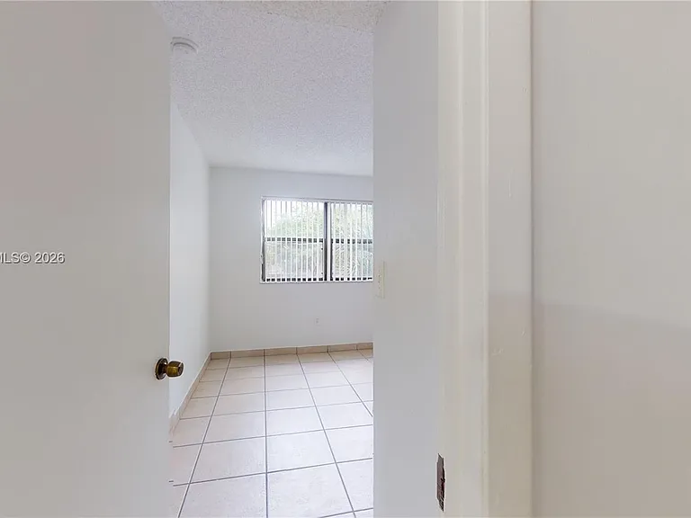 15600 SW 80th St #L-202 — Photo 5