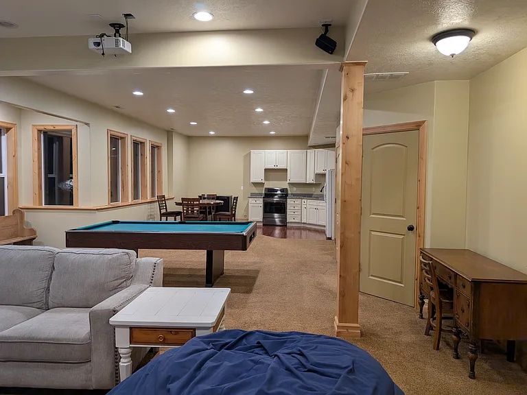 1435 E Canberra Dr — Photo 25