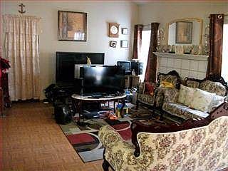 3rd image of 112 Rockway Dr