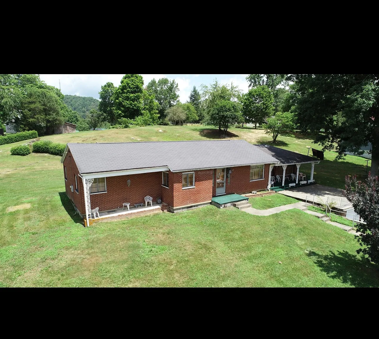3 bed, 1.5 bath, 1746 sqft, $1,400 — Photo 4