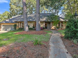5322 Hialeah Dr, Jackson, MS 39211
