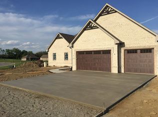 1417 Manchester Dr, Danville, IN 46122