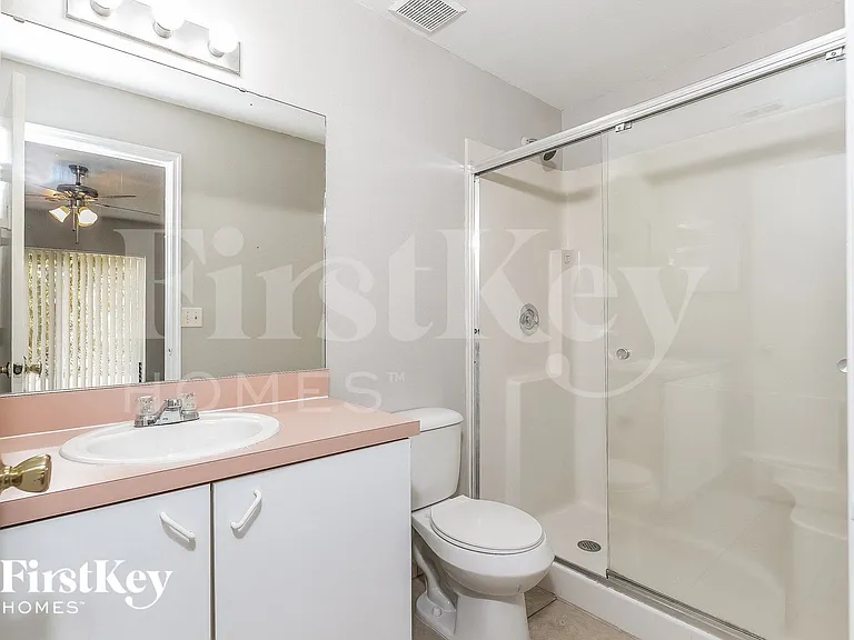 1420 Kissimmee Dr — Photo 10