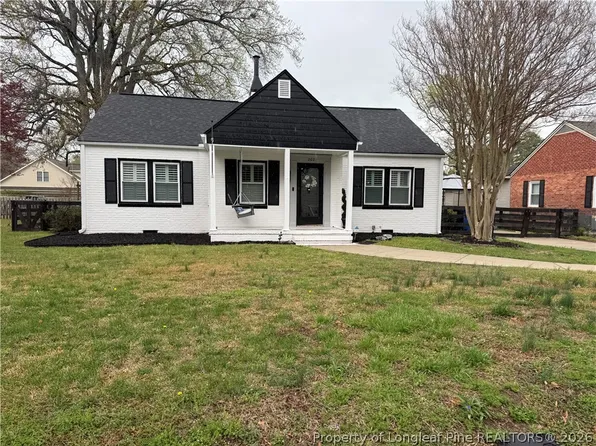 202 Miles Ct, Fayetteville, NC 28303