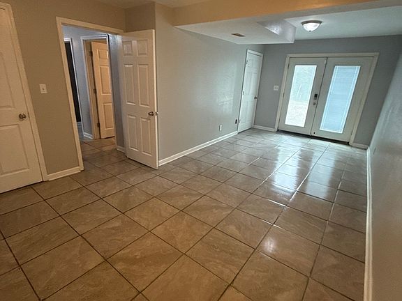 3rd image of 2814 Mohattan Ln
