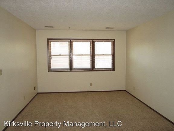 2nd image of 308 E Missouri St APT B