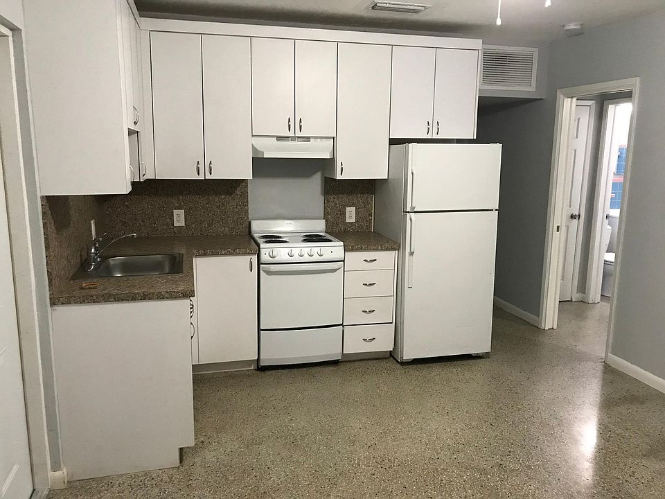 1st image of 1165 NE 108th St