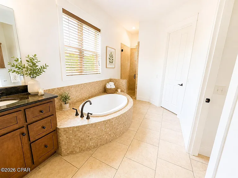 5303 Hopetown Ln — Photo 9