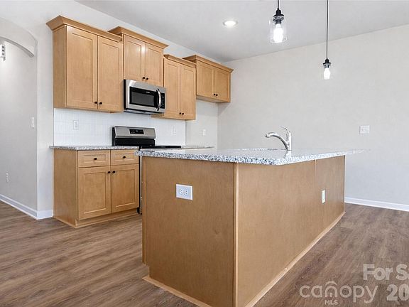 3rd image of 3107 Aberleaf Ln