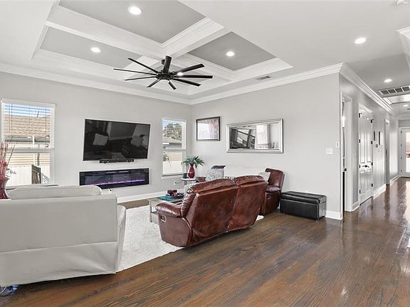 3rd image of 5323 Wickfield Dr