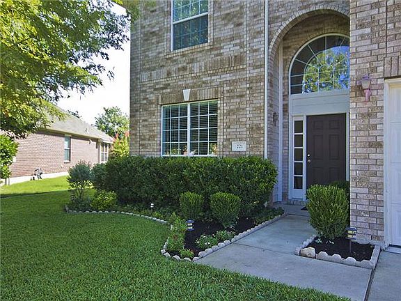 2nd image of 221 Sweet Gum Dr