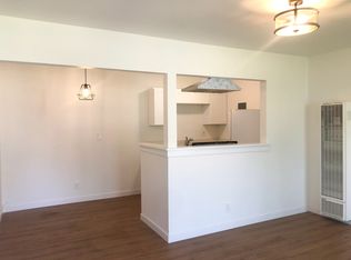 130 W Hoover Ave APT 4, Orange, CA 92867