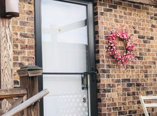 2148 Sandstone Rd, Lincoln, NE 68512