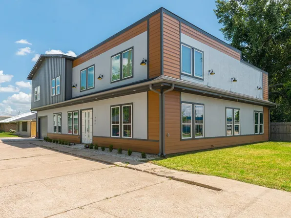 807 E 1st St, Humble, TX 77338