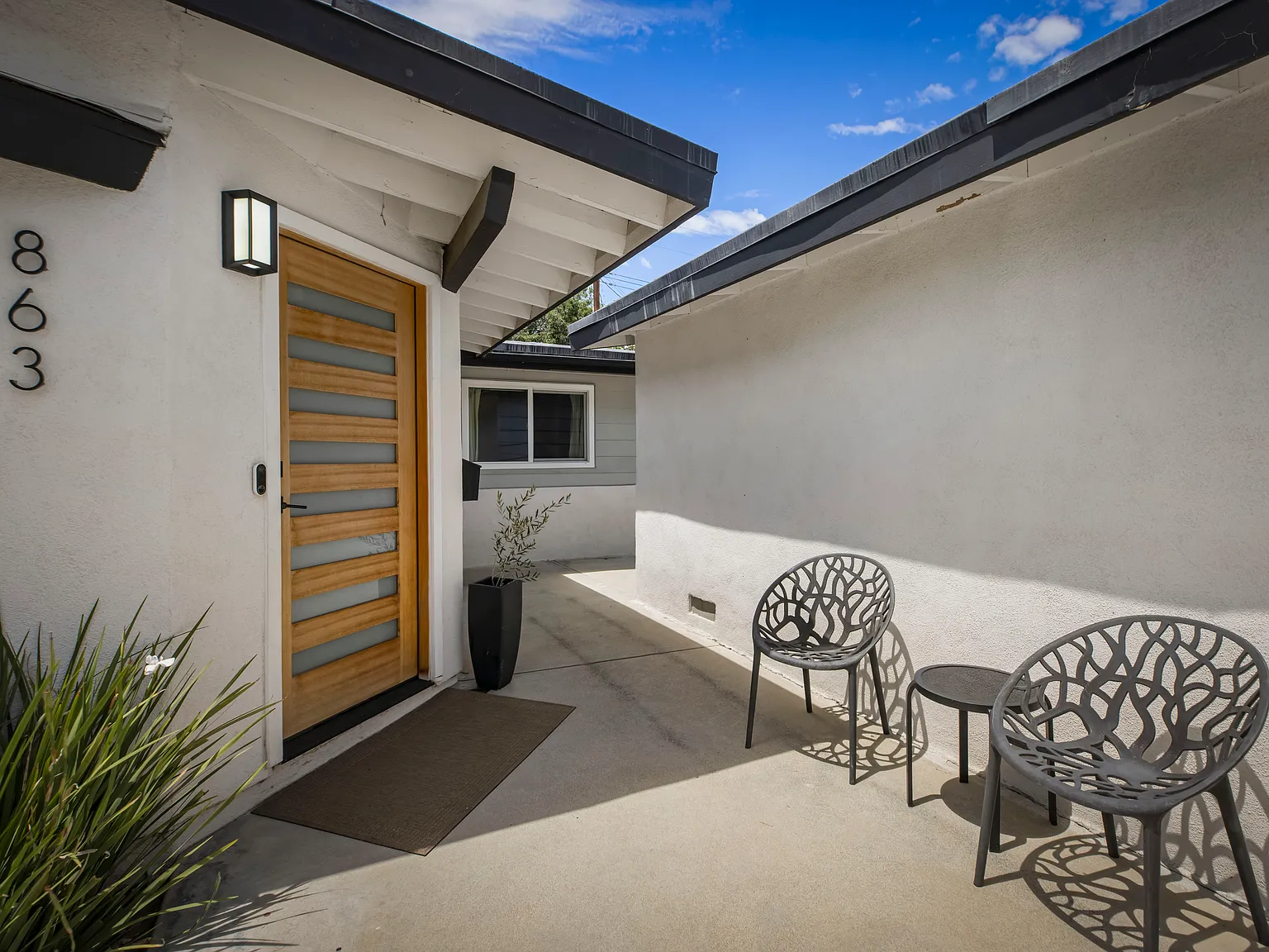 3 bed, 1517 sqft, $4,600 — Photo 3