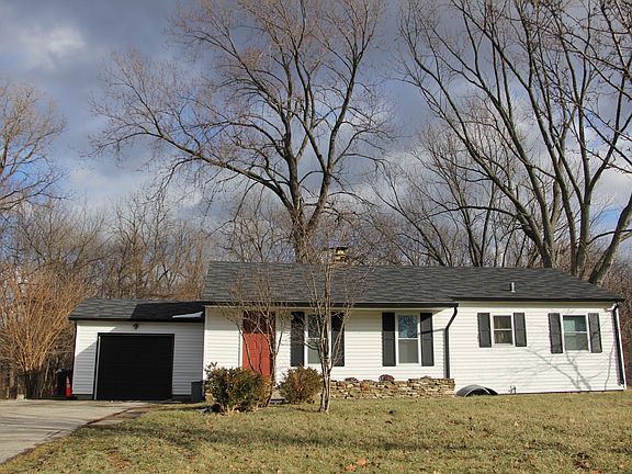 2nd image of 7805 N. Alton Ave