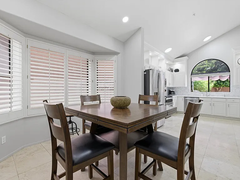 9750 E Gelding Dr — Photo 14