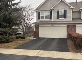 3029 Crystal Rock Rd, Naperville, IL 60564