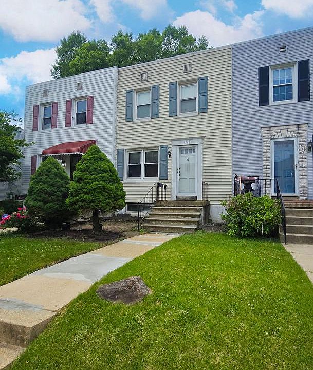 1st image of 1715 Redwood Ave