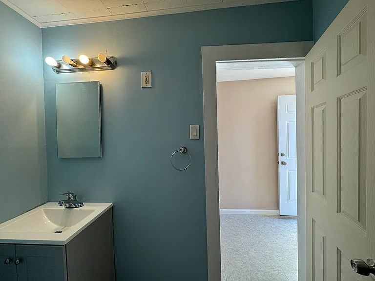 16 Walnut Ter #1A — Photo 6