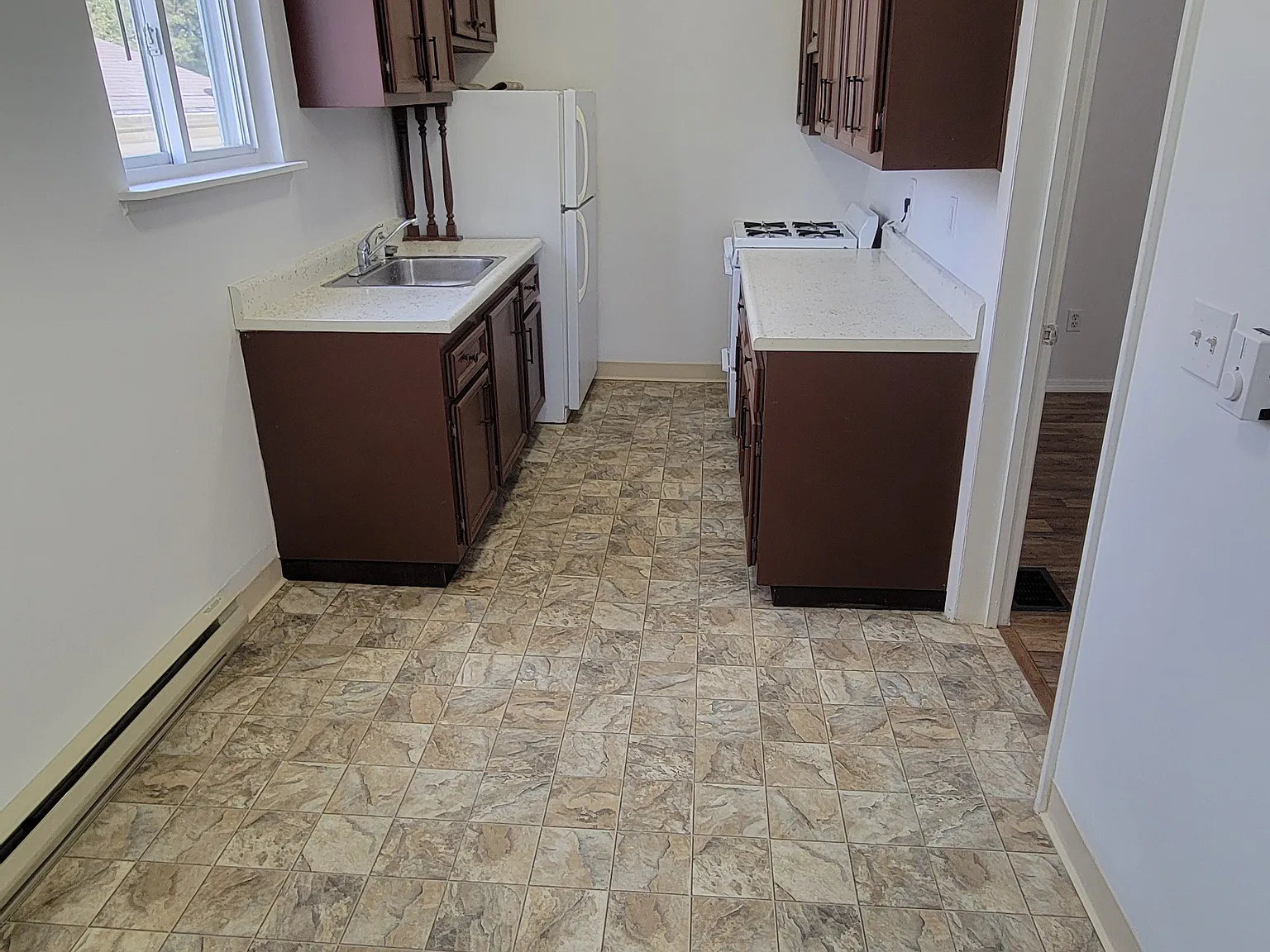 Studio, 450 sqft, $500 — Photo 2
