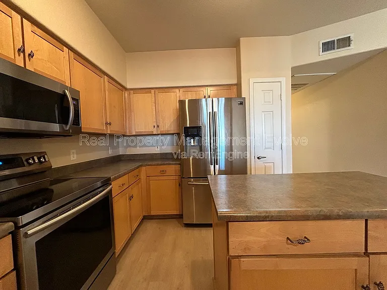 425 W Rio Salado Pkwy #317 — Photo 9