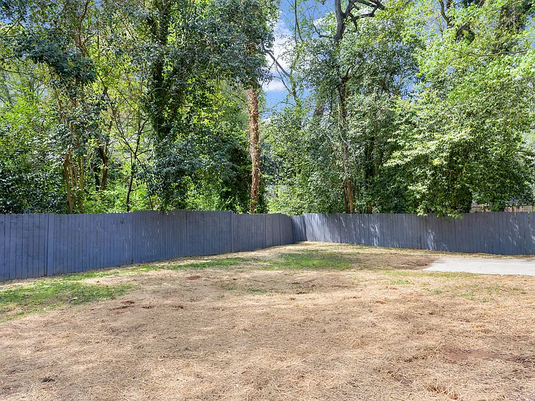 2000 Kilborne Dr — Photo 75