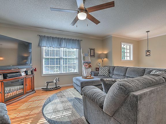 4th image of 4872 Druid Hills Ct