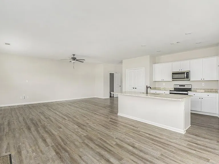 489 Samara Ct S — Photo 4