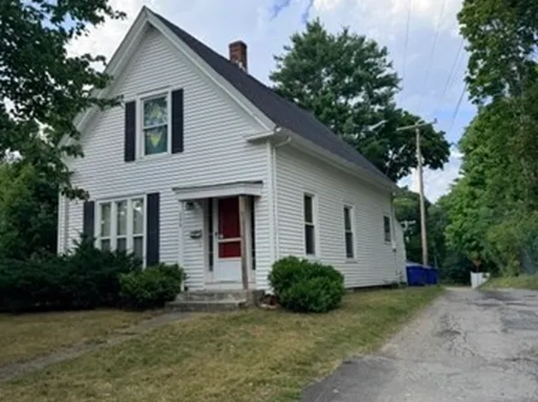 600 Market St, Rockland, MA 02370