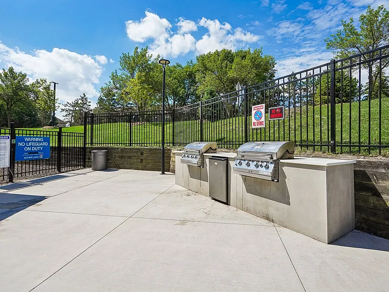 Park at City West Apartments — Photo 57